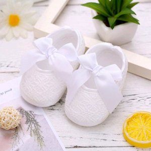 Baby White Shoes Breathable Soft Soled Shoes Bowknot